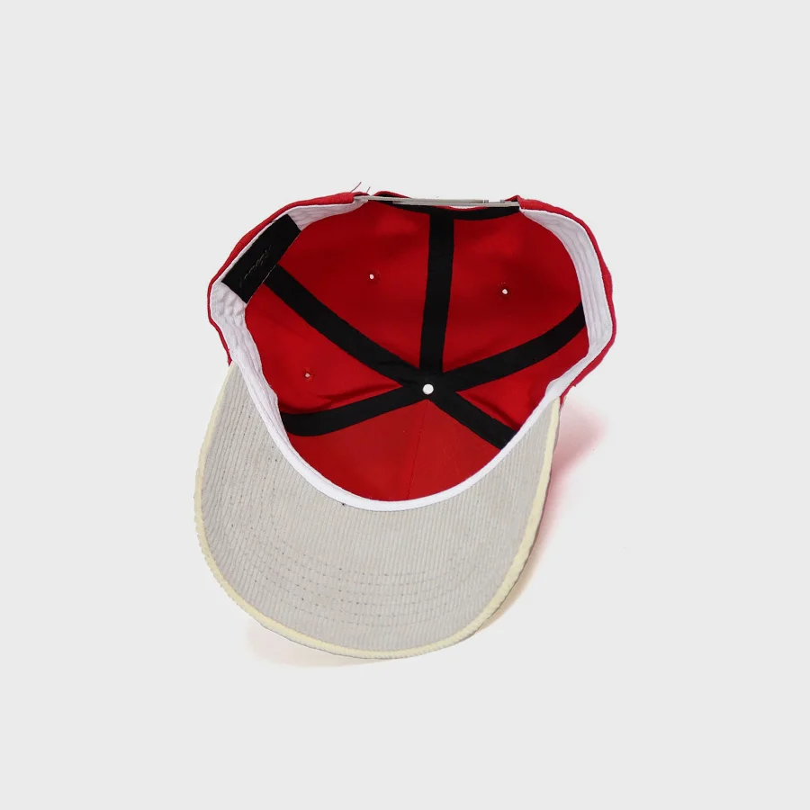 Carola Red Snapback - Image 3